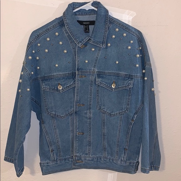 Oversized Denim Jacket - Picture 1 of 3
